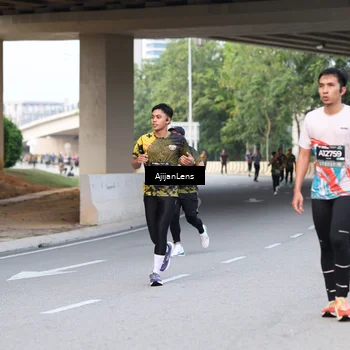 Runner Photo 6454213