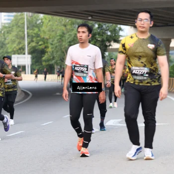 Runner Photo 6454225