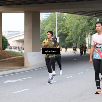 Runner Photo 6454231