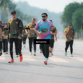 Runner Photo 6454235