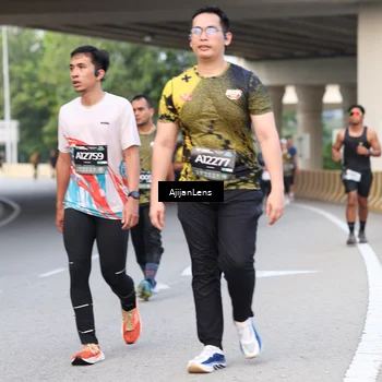 Runner Photo 6454253