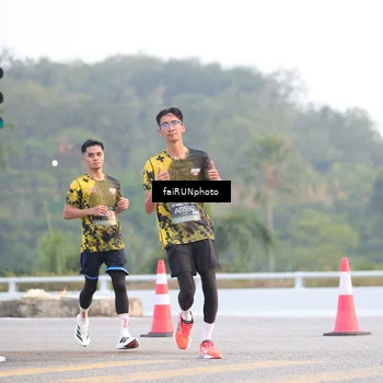 Runner Photo 6454254