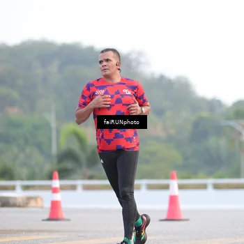 Runner Photo 6454258