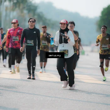 Runner Photo 6454259