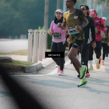 Runner Photo 6454282