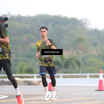 Runner Photo 6454296