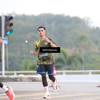 Runner Photo 6454335