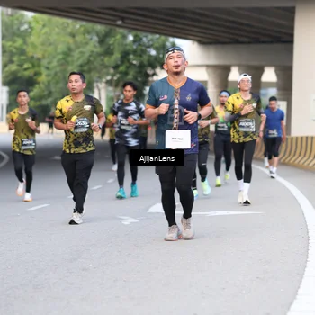 Runner Photo 6454339