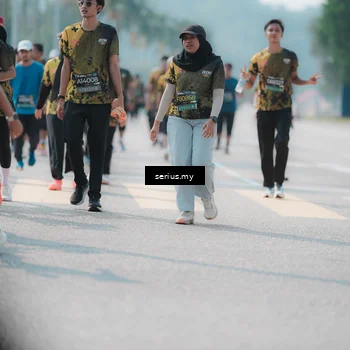Runner Photo 6454360