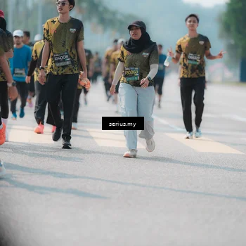 Runner Photo 6454361