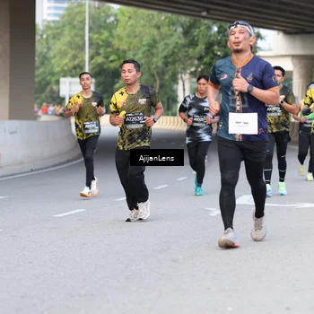 Runner Photo 6454364