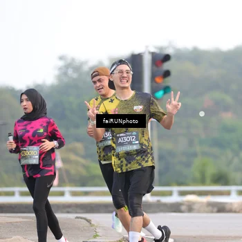 Runner Photo 6454382