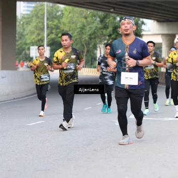 Runner Photo 6454386
