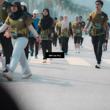 Runner Photo 6454392