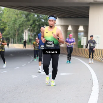 Runner Photo 6454411