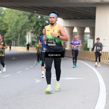 Runner Photo 6454458