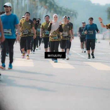 Runner Photo 6454459