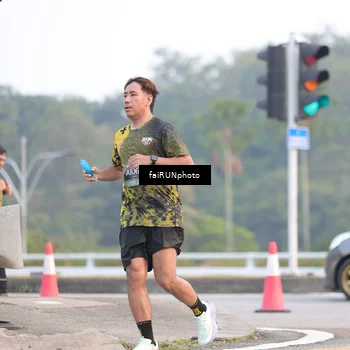 Runner Photo 6454472