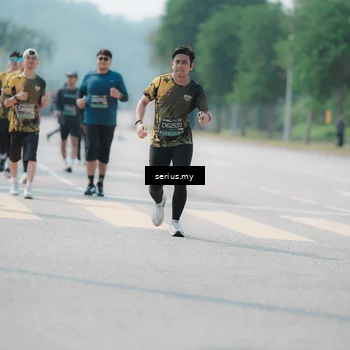 Runner Photo 6454481