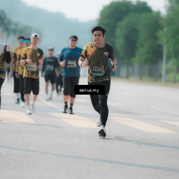Runner Photo 6454496