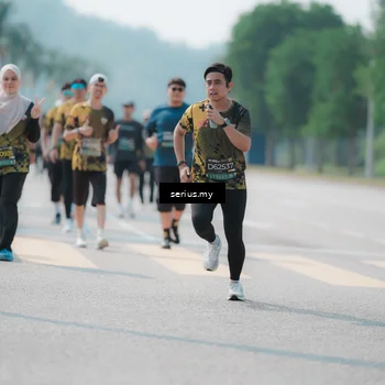Runner Photo 6454504