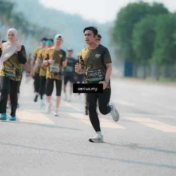 Runner Photo 6454509