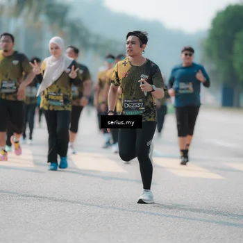 Runner Photo 6454535