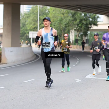 Runner Photo 6454541