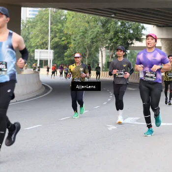 Runner Photo 6454572