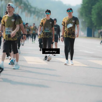 Runner Photo 6454592