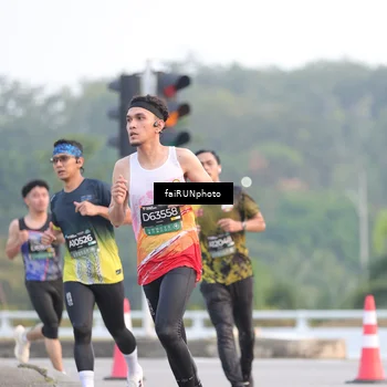 Runner Photo 6454637