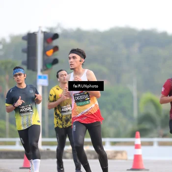 Runner Photo 6454640