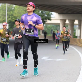 Runner Photo 6454647