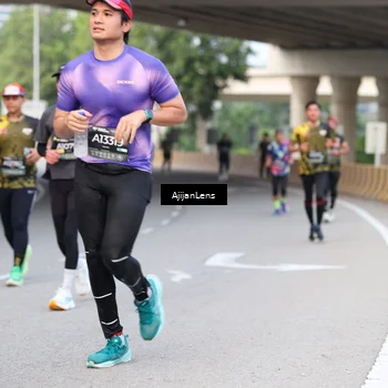 Runner Photo 6454657