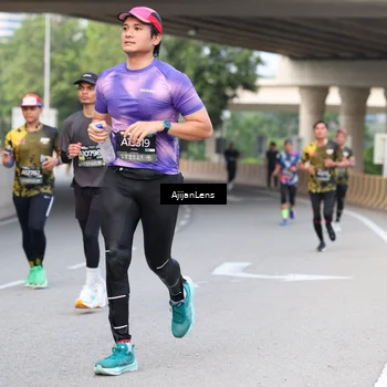Runner Photo 6454660
