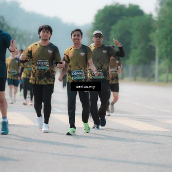 Runner Photo 6454755
