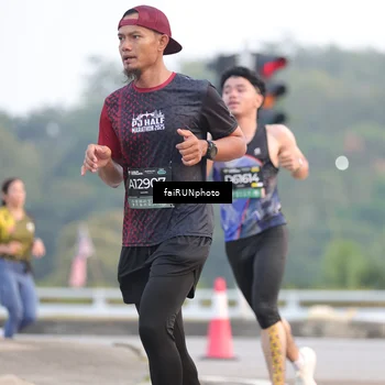 Runner Photo 6454758