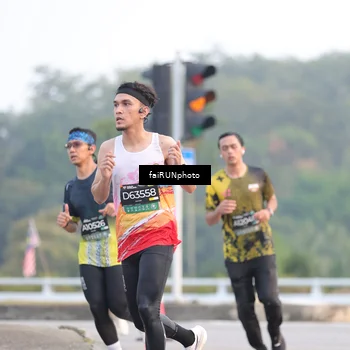 Runner Photo 6454760