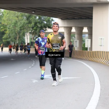 Runner Photo 6454779