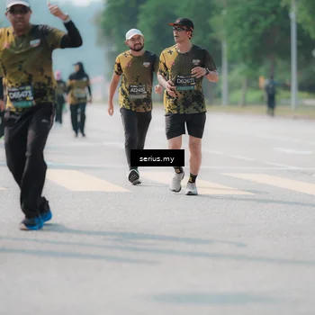 Runner Photo 6454807