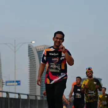 Runner Photo 6454896