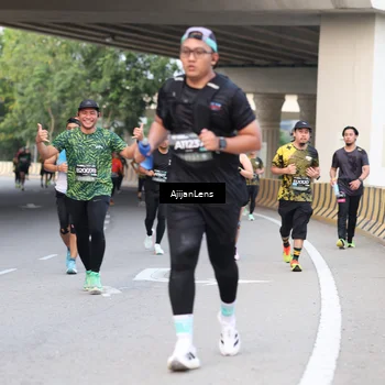 Runner Photo 6454913