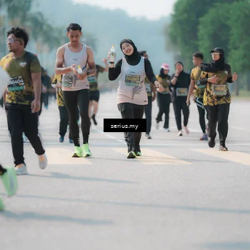 Runner Photo 6454945