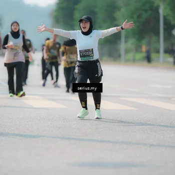 Runner Photo 6454946