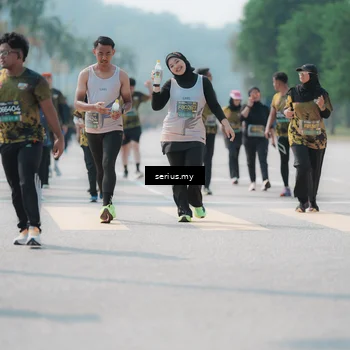 Runner Photo 6454950