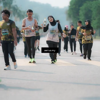 Runner Photo 6454958