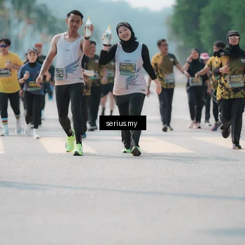 Runner Photo 6455000