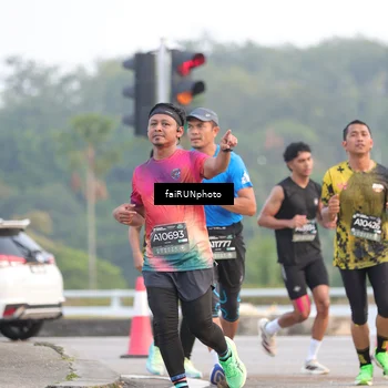 Runner Photo 6455010