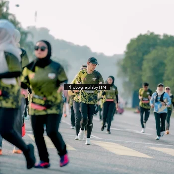Runner Photo 6455012