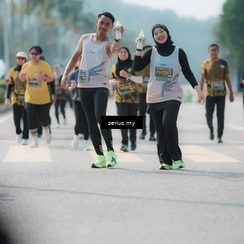 Runner Photo 6455023